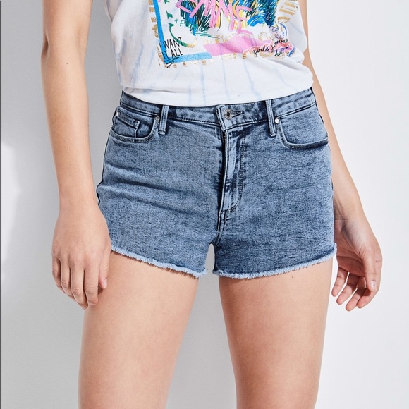 NEW GUESS Candy Acid-Wash Cutoff Shorts SZ 27 - Picture 1 of 10